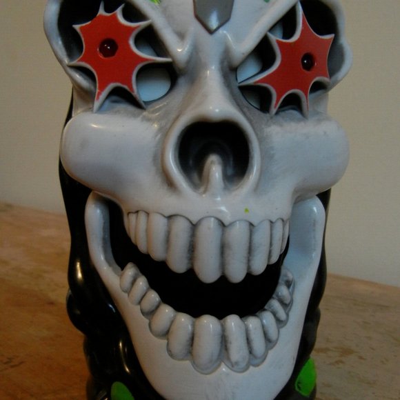 Grave Digger Monster Jam Plastic Skull Head Cup Scary Light Up Mug Or Decor 6.5” - Picture 10 of 16